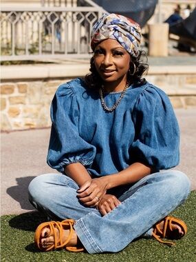 🦄🦄 MANGO Faux Suede strappy sandals,